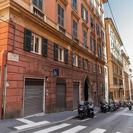 Spianata Di Castelletto, 5-bed Elegant Attic In The Historic Center Of * Genua