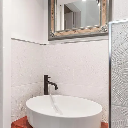 Spianata Di Castelletto, 5-bed Elegant Attic In The Historic Center Of * Genua